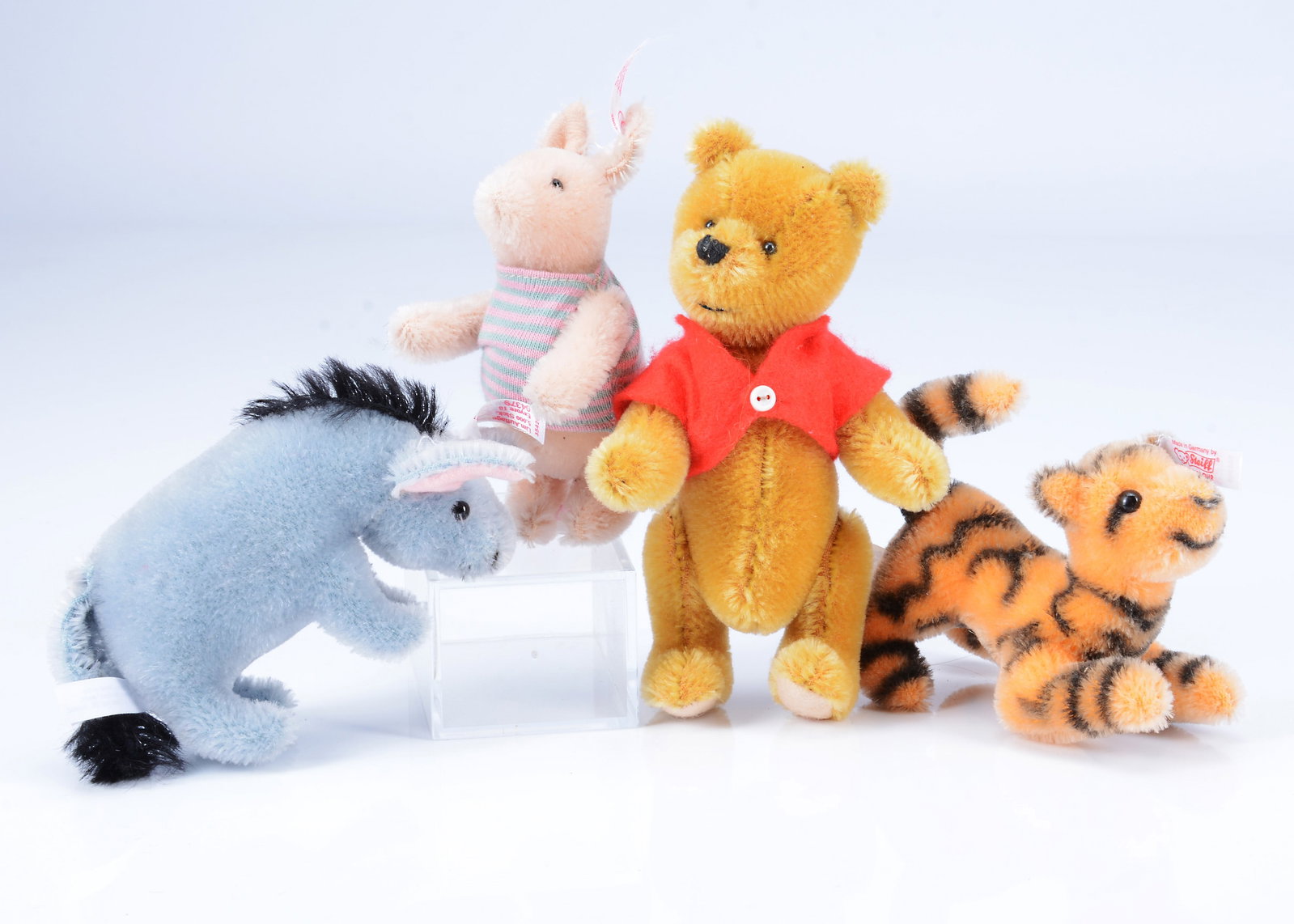 A Steiff limited edition Winnie the Pooh miniature set, (1 of 1)