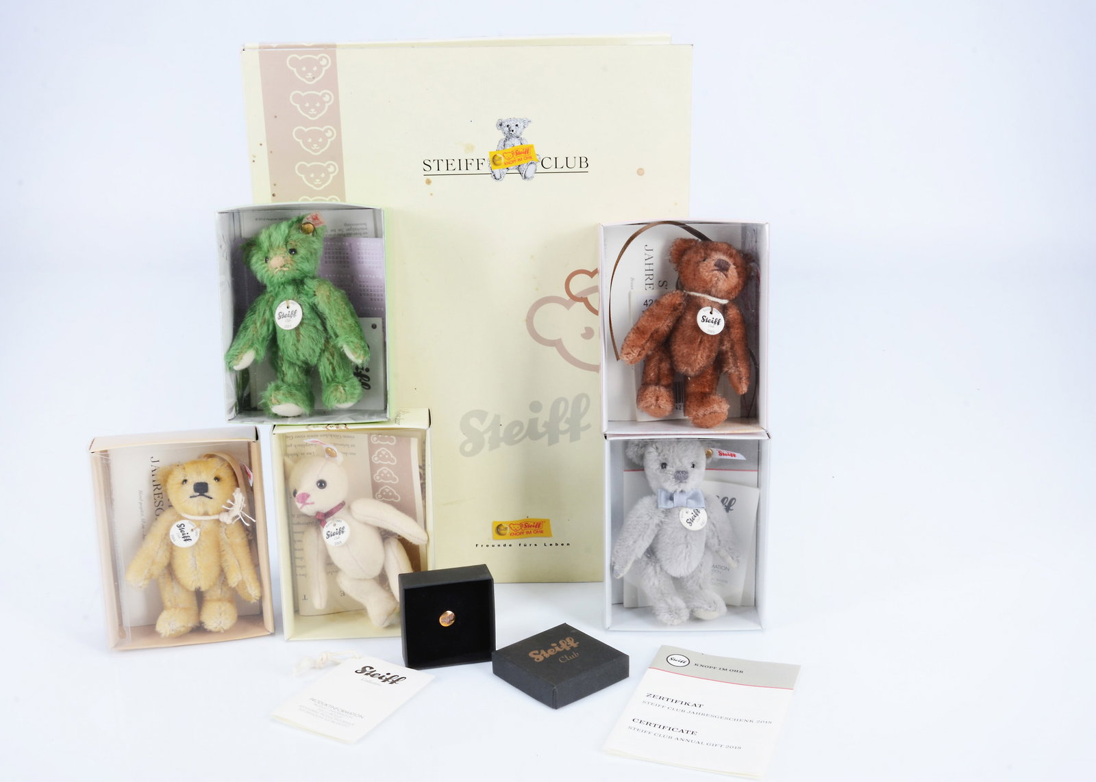 Five Steiff Club miniature teddy bears, (1 of 1)