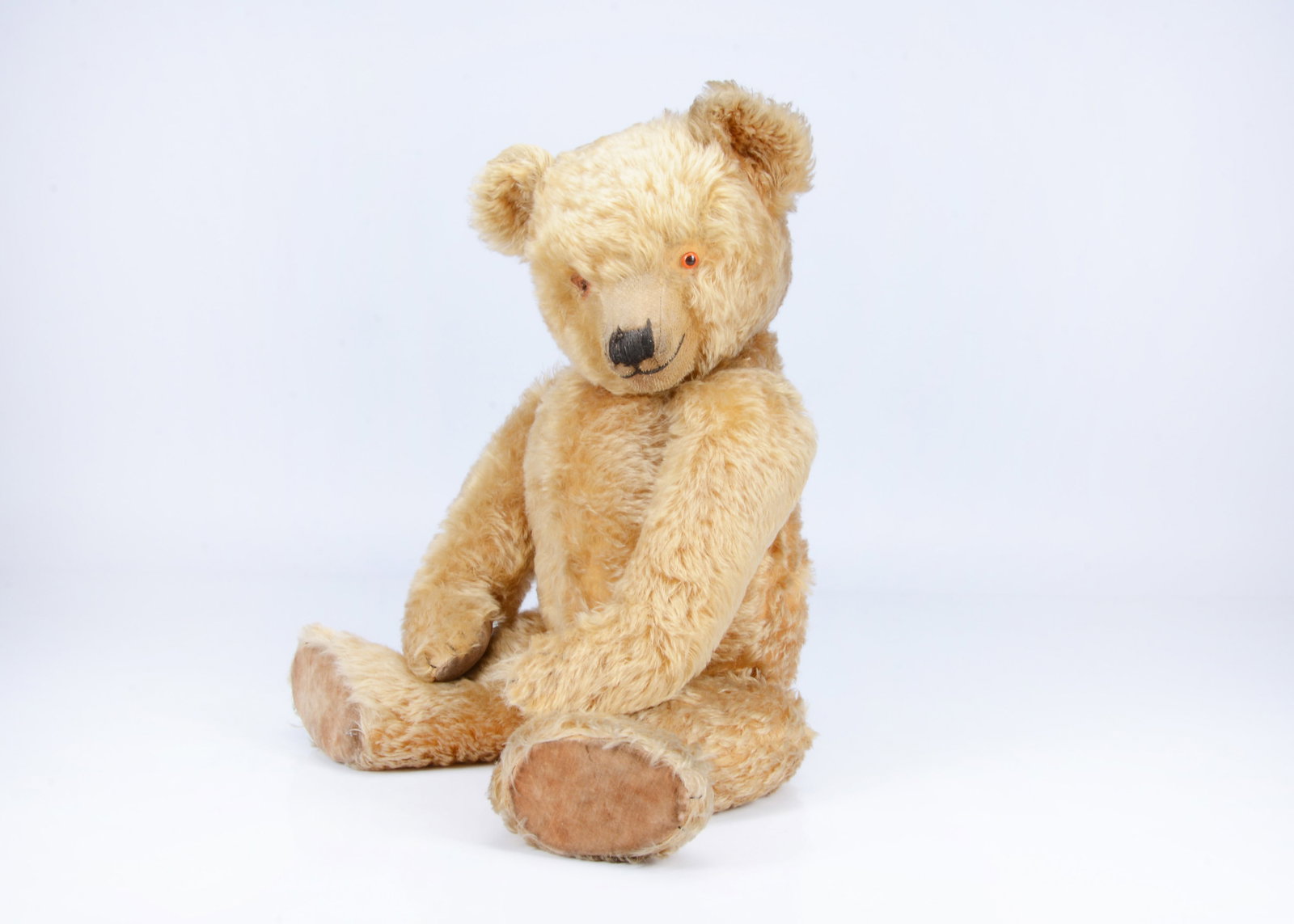 A large 1930s Chiltern Hugmee teddy bear, (1 of 2)