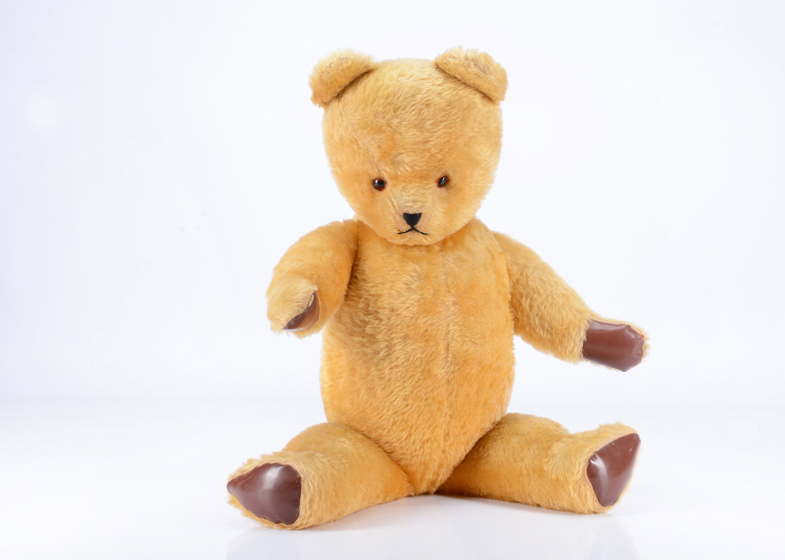 A large post-war Ark (South Africa) teddy bear, (1 of 2)