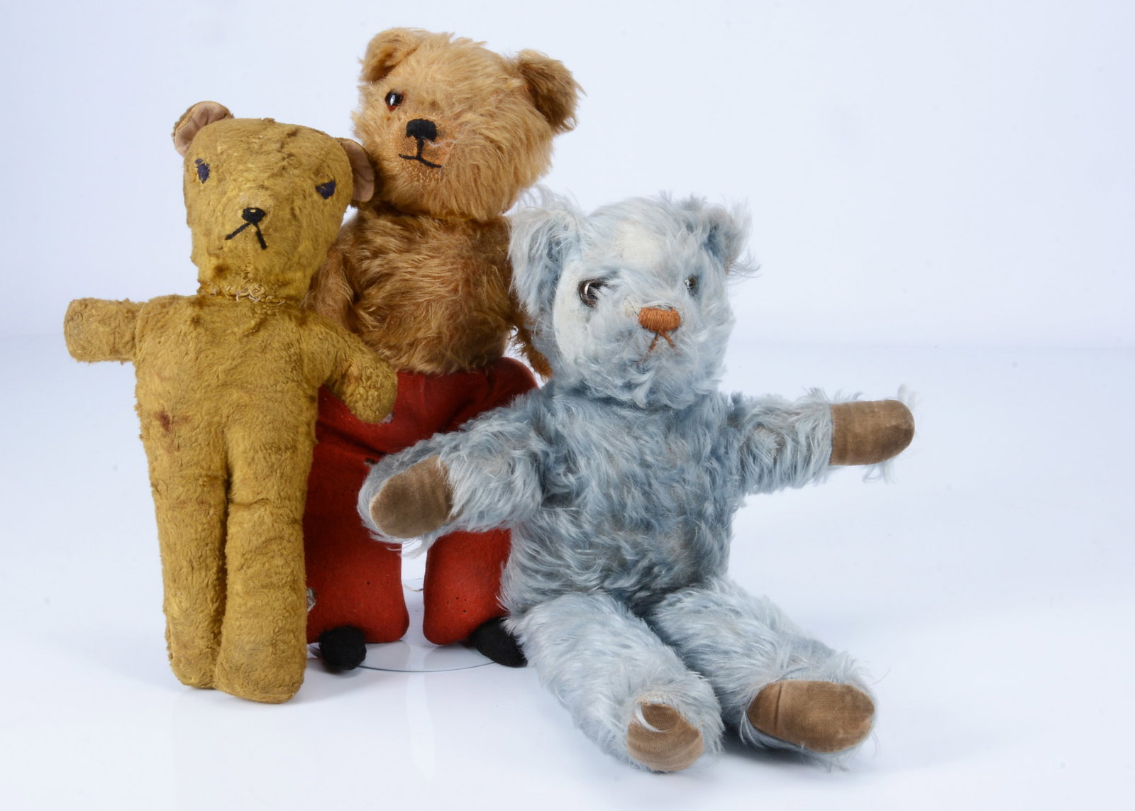 Three unjointed teddy bears, (1 of 1)