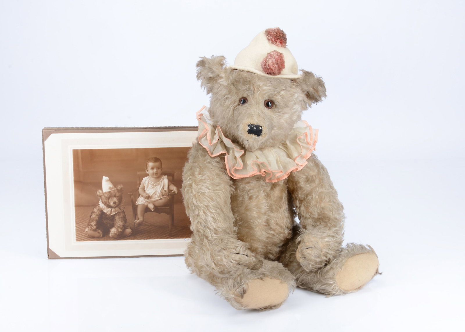 A rare large Steiff brown tipped mohair Teddy Clown bear, with provenance circa 1927, - 3