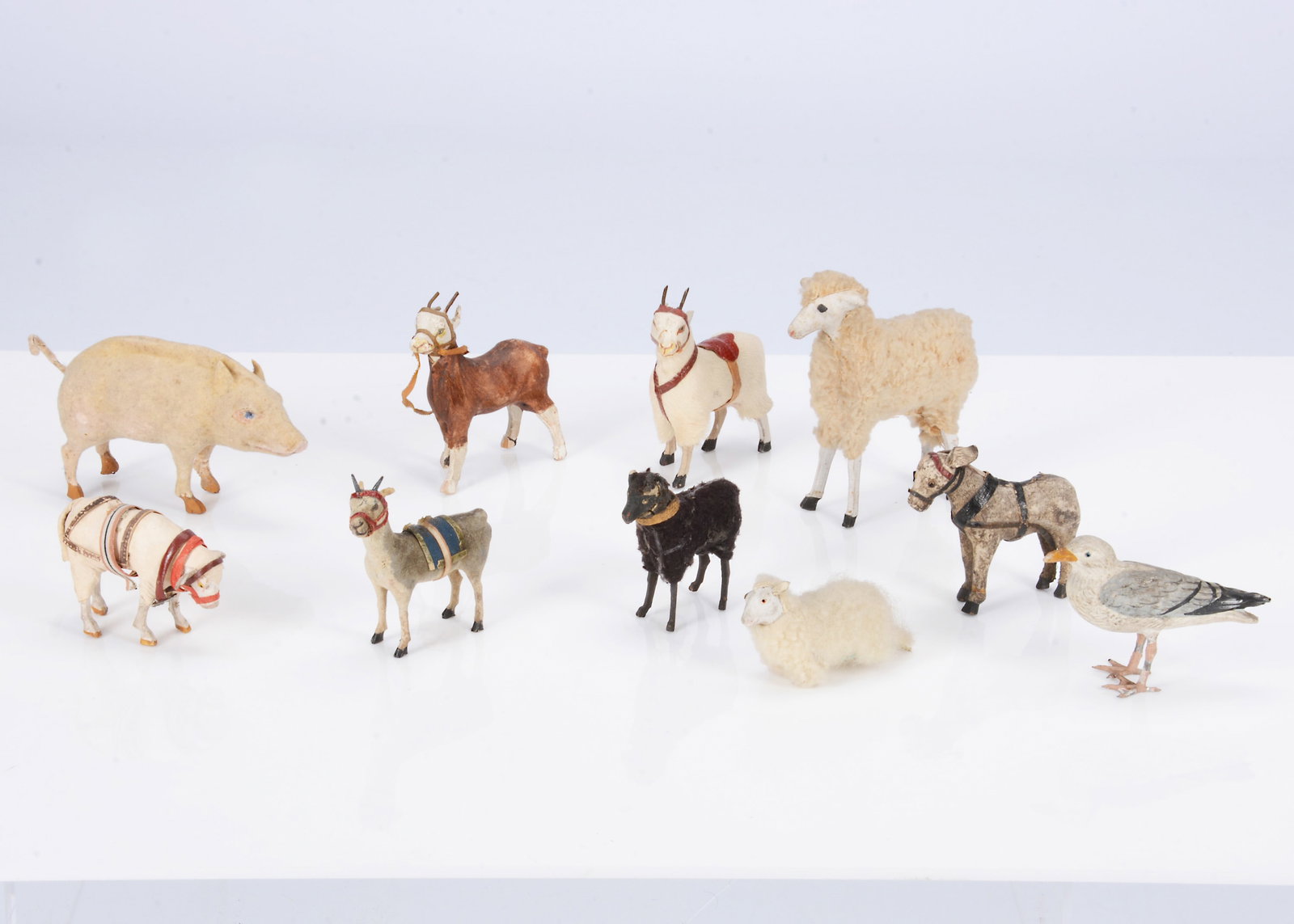 Various German skin and composition animals, (1 of 1)