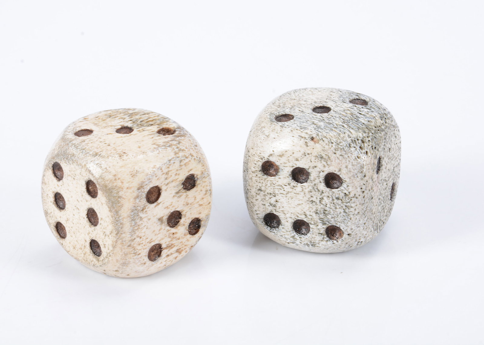Two large 19th century bone dice, (1 of 1)