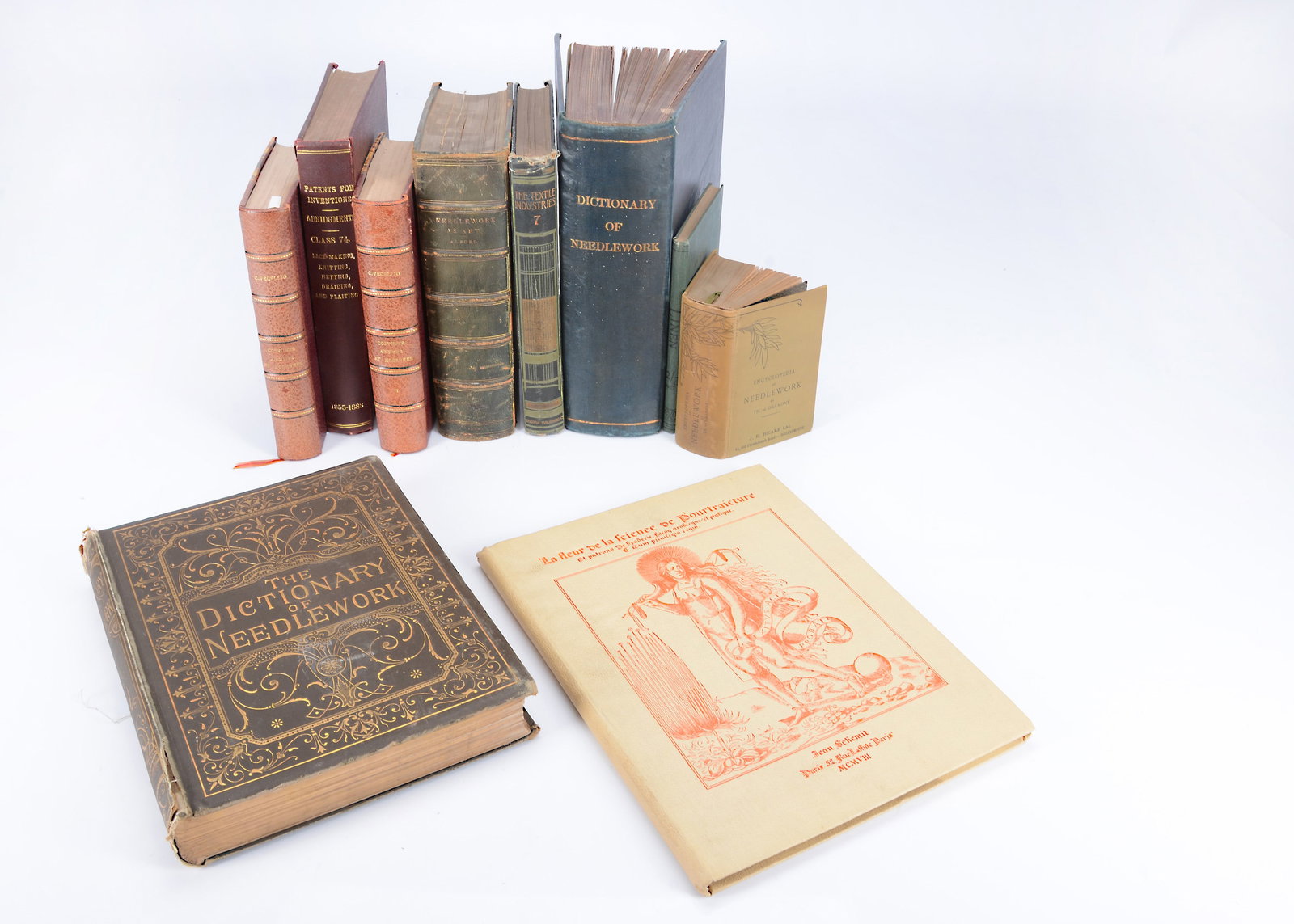 Textile and costume books, (1 of 1)