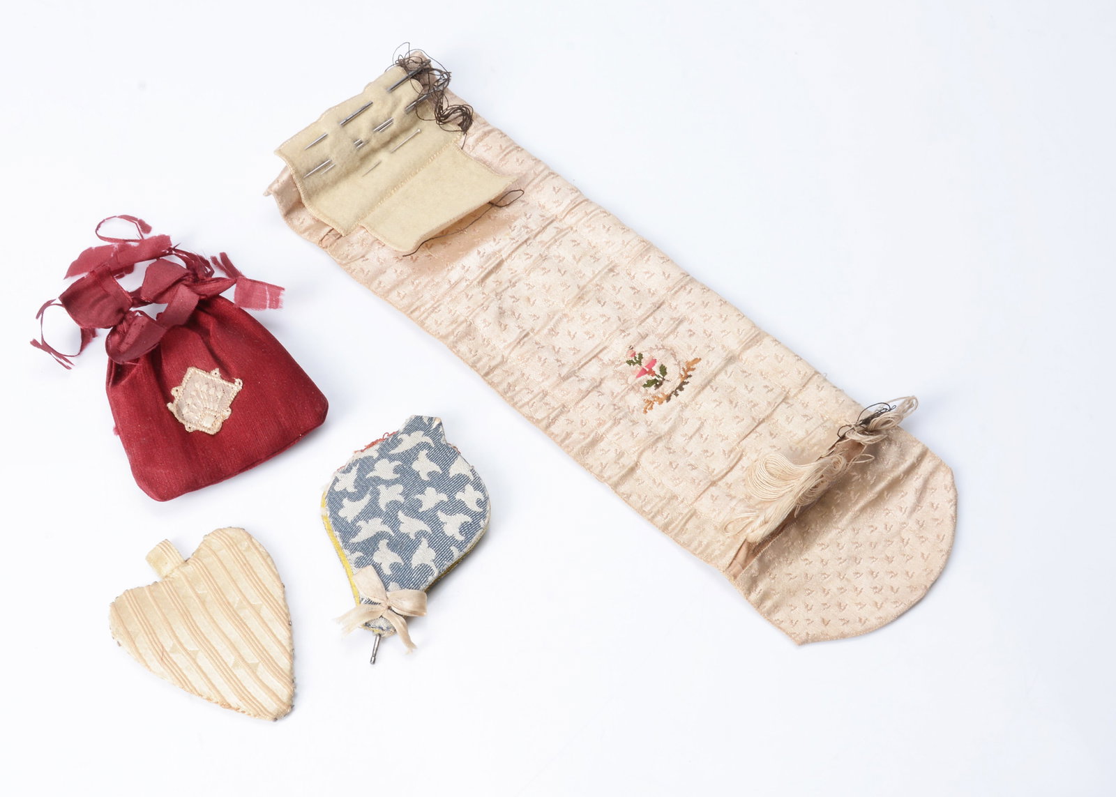 A small silk sewing roll, probably early 19th century, (1 of 1)