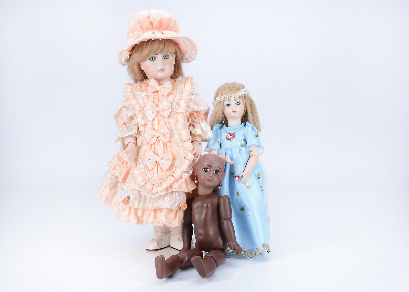 Three bisque headed artisit dolls, (1 of 1)