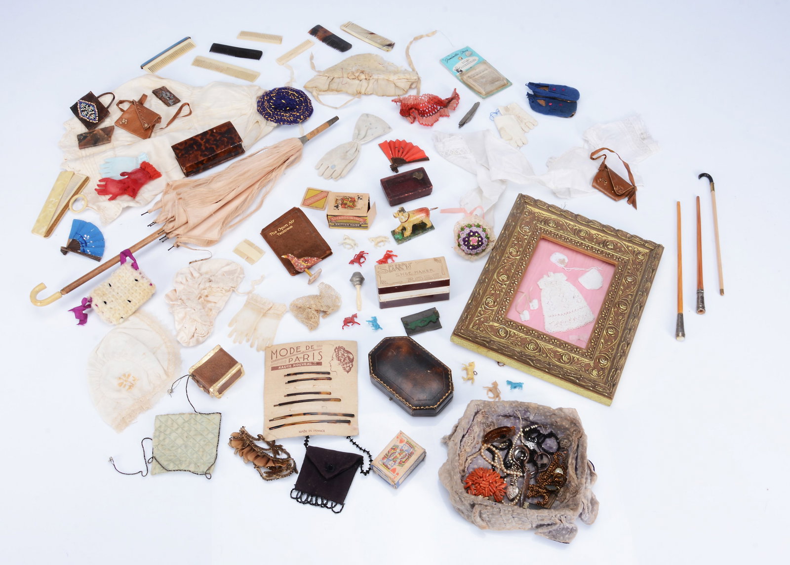 Doll's accessories, (1 of 1)