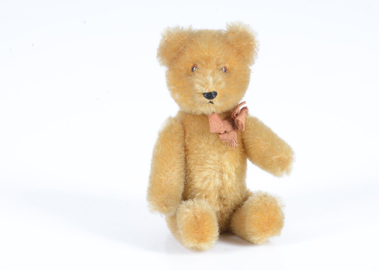 A small post-war Schuco yes/no teddy bear, (1 of 2)