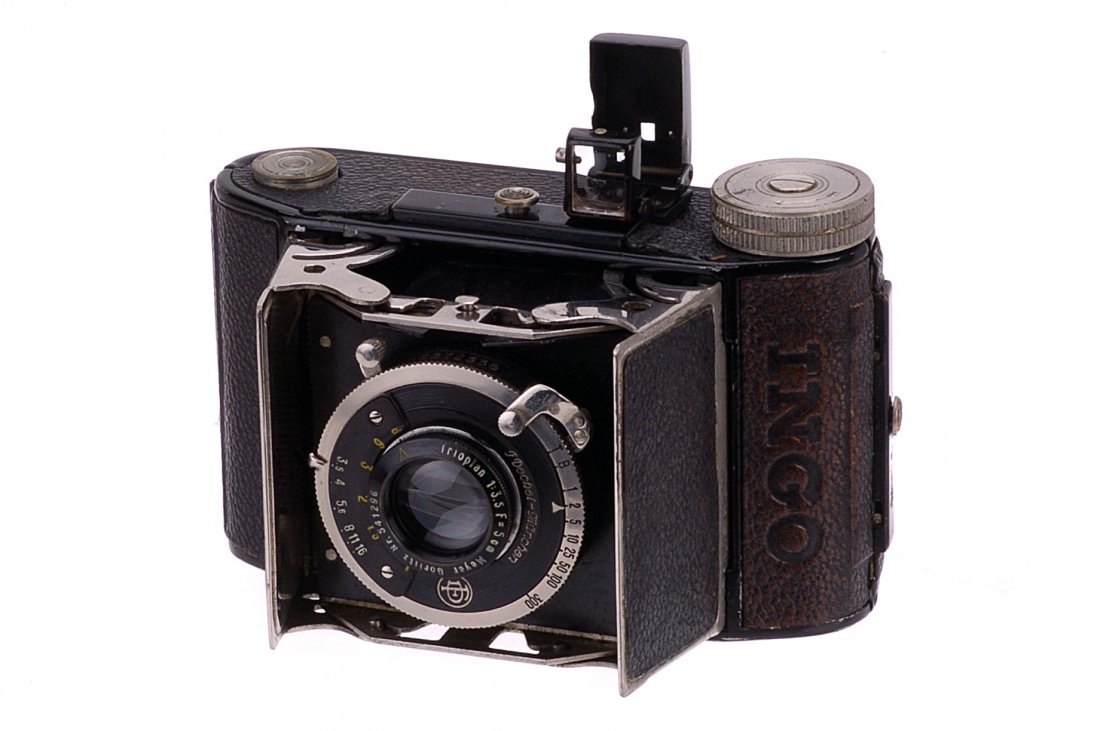 Glunz camera Meyer-Gorlitz.Anastigmat Trioplan 4.5/10.5cm w/case A Glunz Ingo Strut Camera,
