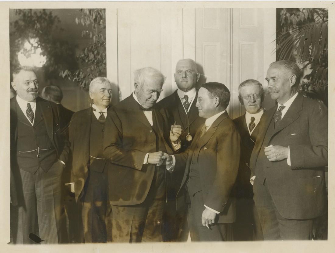 Friends Hnor THOMAS EDISON, 1923 (1 of 2)