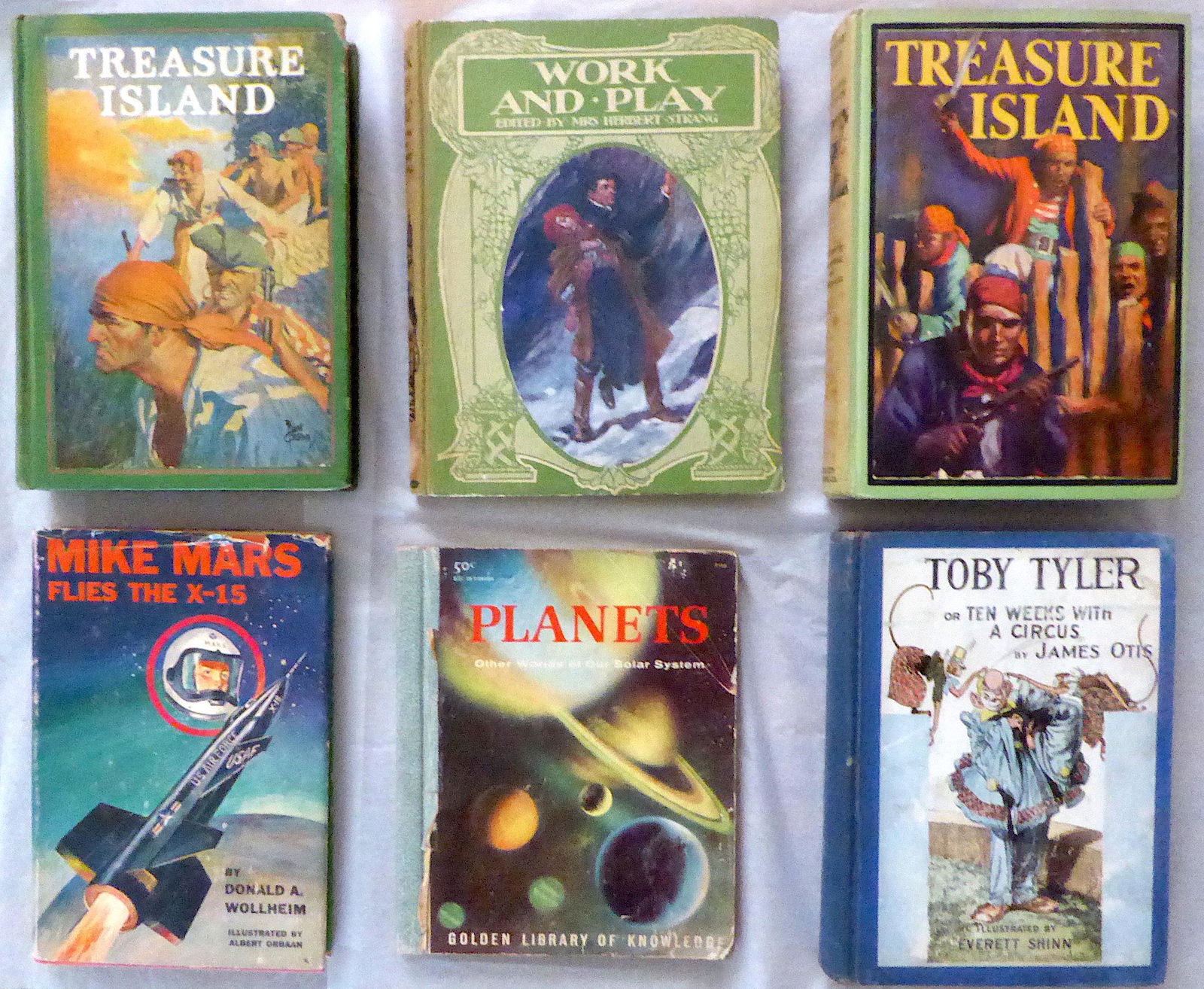 Group of Six Antique / Vintage Books (1 of 8)