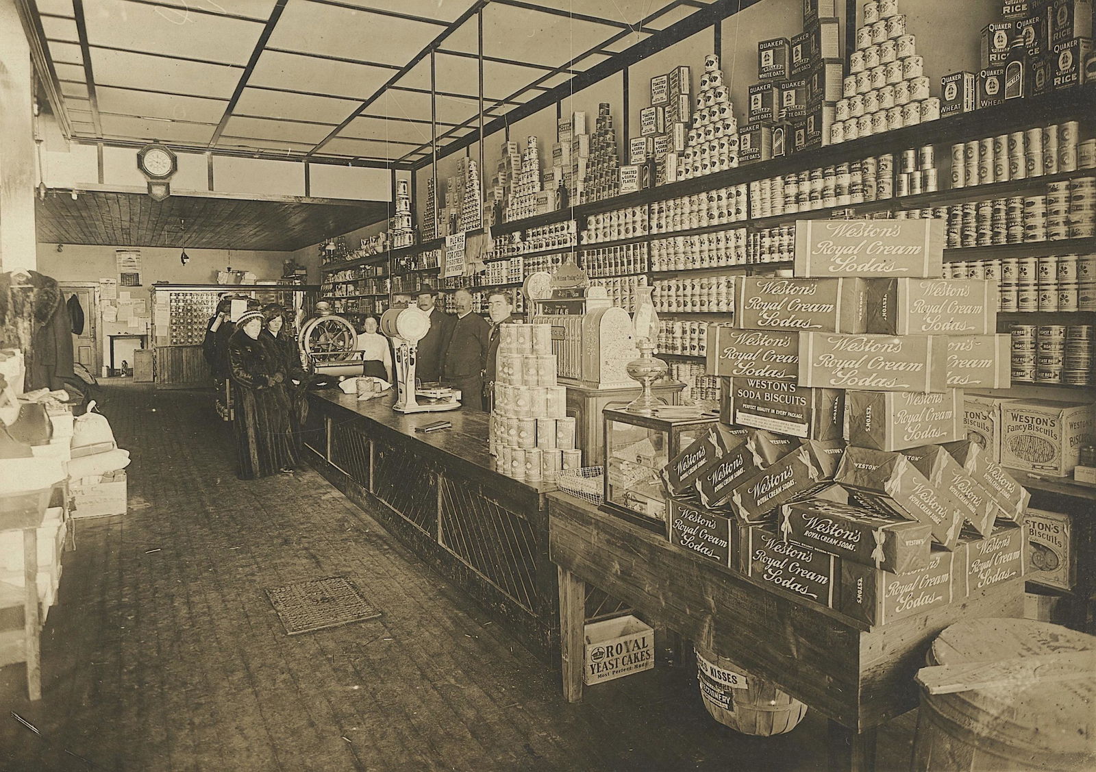 Early American Photo Interior Store, 1914 (1 of 3)
