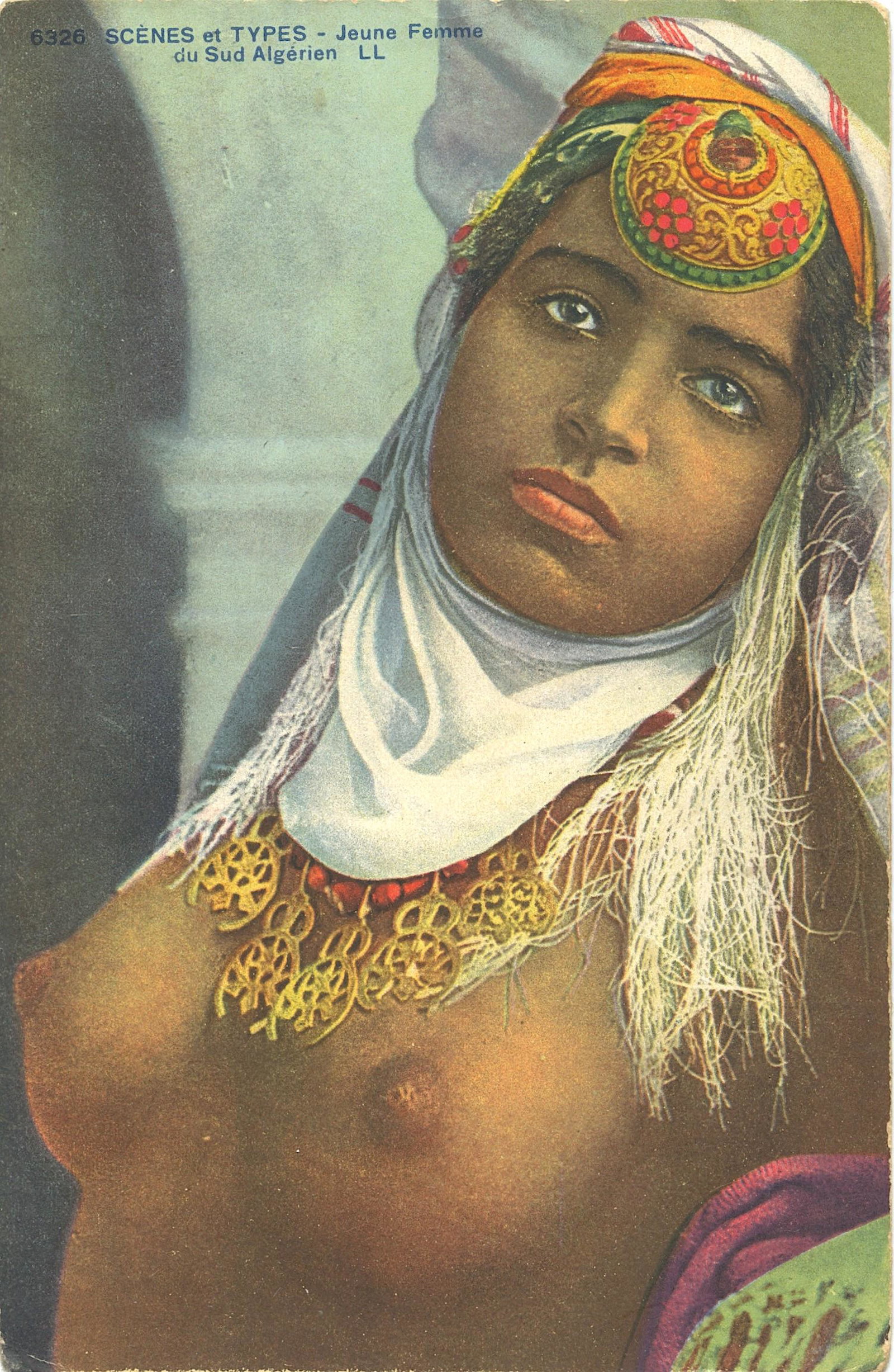 Antique / Vintage Postcard Nude Morocco: Antique / Vintage postcard from the epoch. The regular size of a postcard is approximately 3 1/2 inch x 5 1/2 inch or 9 cm x 14 cm (small variance can occur). This lot is located in Boca Raton, Fl and