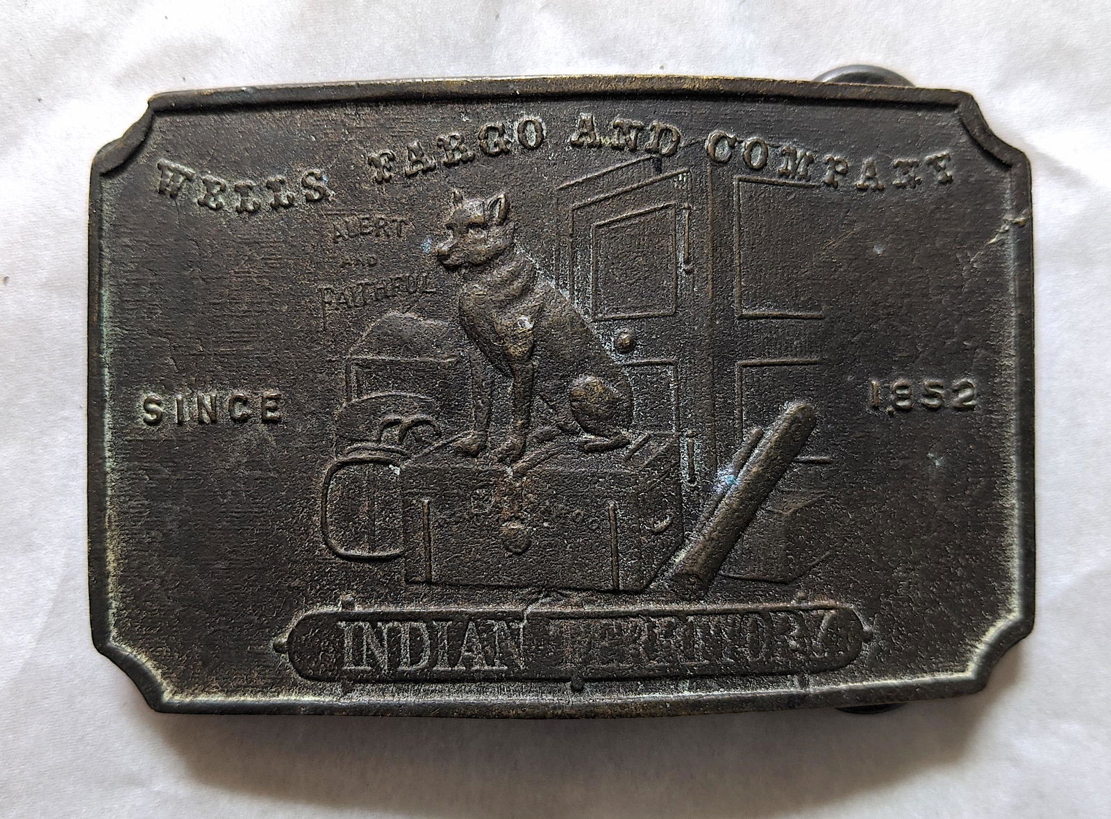 Vintage Tiffany New York Indian Territory Belt Buckle (1 of 2)