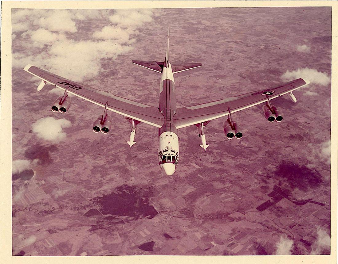 Rare Original Photo U.S. Air Force Cold War Era (1 of 1)