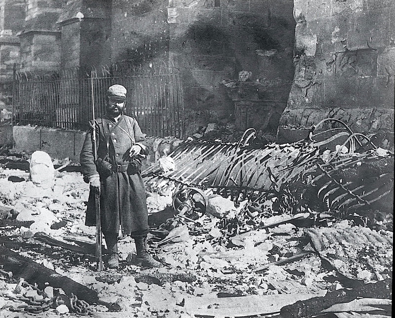 Antique Glass Plate Positive Russian Soldier WWI Paris (1 of 2)