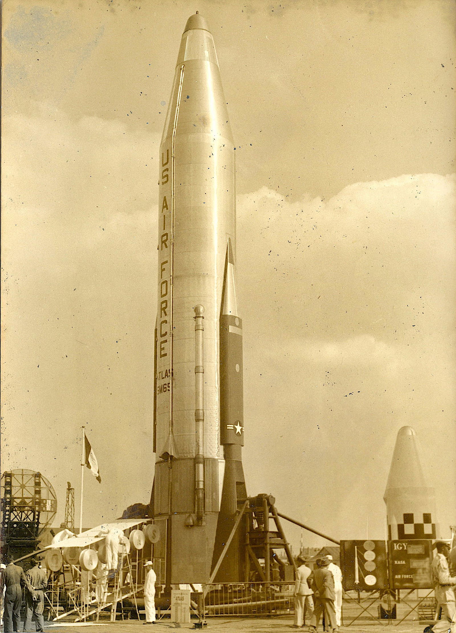 Vintage Photograph American Atlas Rocket 1959 (1 of 2)