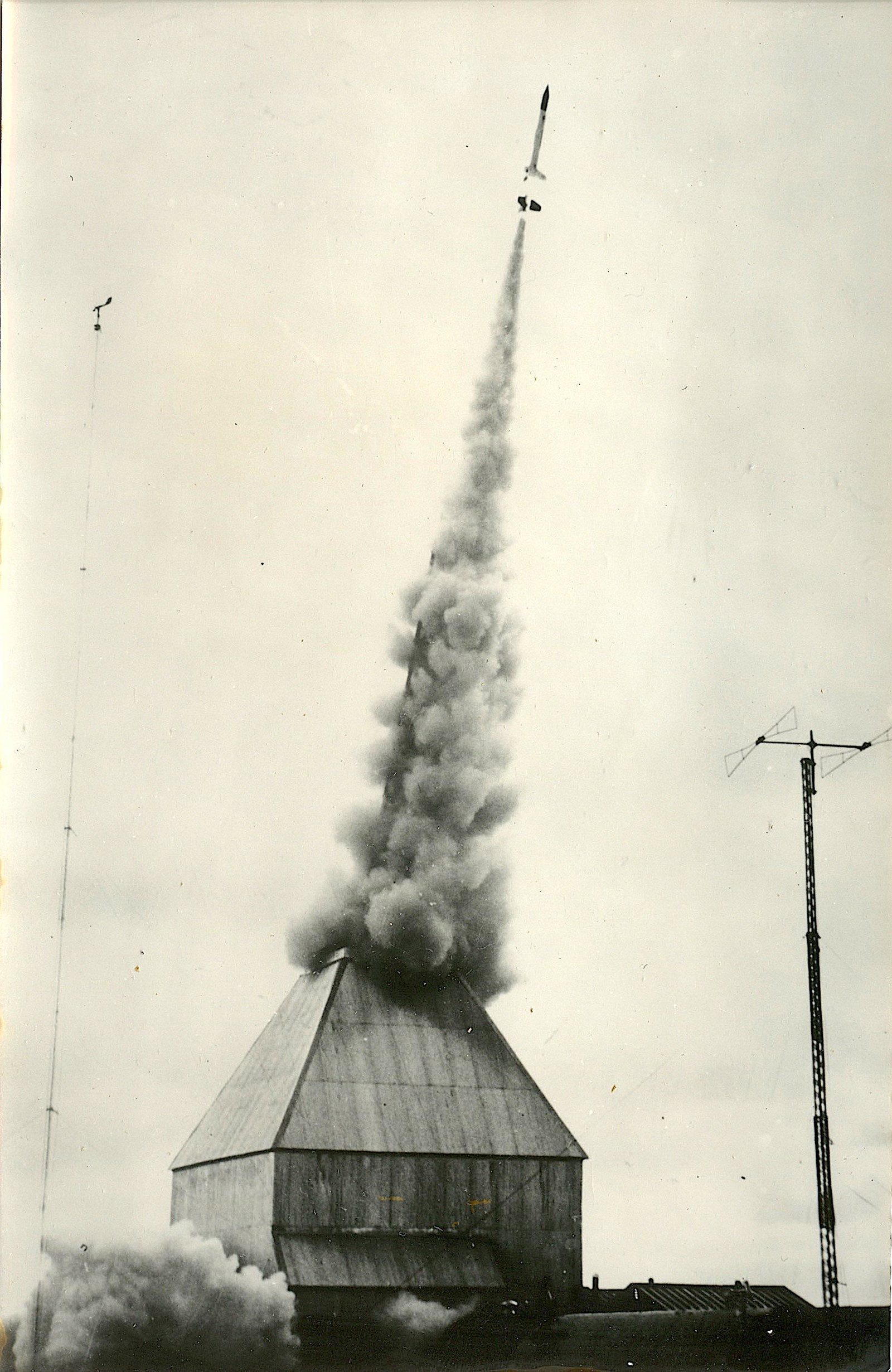 Vintage Photograph Cold War Era Rocket 1957: The dimensions are Approx. 7.25" x 4.75". This lot is located in Boca Raton, Fl and its shipment will be made directly by Artelisted. Shipping insurance is the responsibility of the buyer. Ask us if y