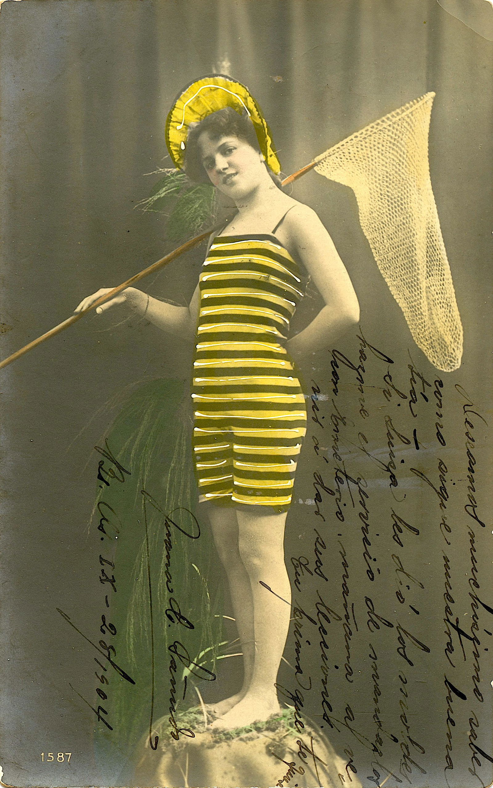 Antique / Vintage Postcard Art Nouveau Bather (1 of 2)