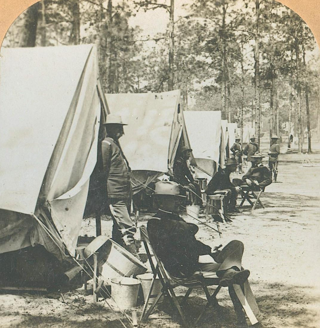 Antique Real Photo Stereoview Spanish American War: This collection of stereoviews are originals from the epoch . They come mainly from collectors in the U.S.A. and constitute wonderful testimonies of past time that tend to be unique. Their scarcity, c