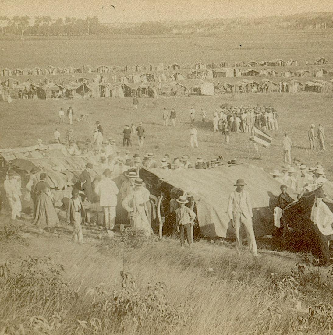 Antique Real Photo Stereoview Spanish American War: This is a low reserve auction including many museum quality Americana real photo stereoviews originals from the epoch (period between 1850s to 1930s). Their provenance is from a top collector (during 