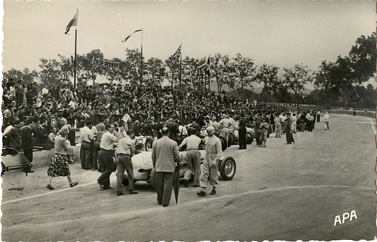 Antique / Vintage Postcard Car Racing Auto (1 of 2)