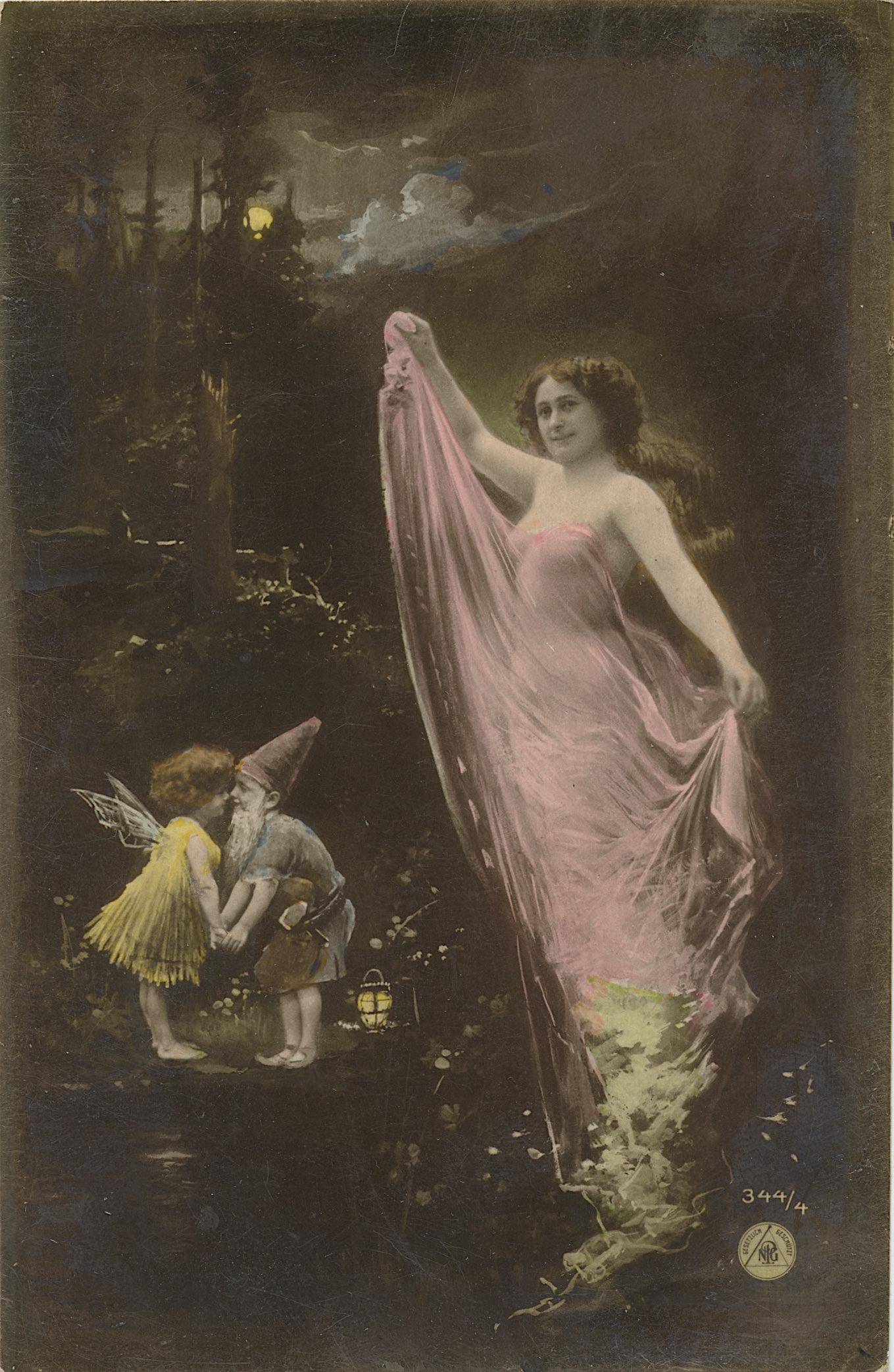 Antique / Vintage Rare Postcard Aviation Circus Nouveau (1 of 2)