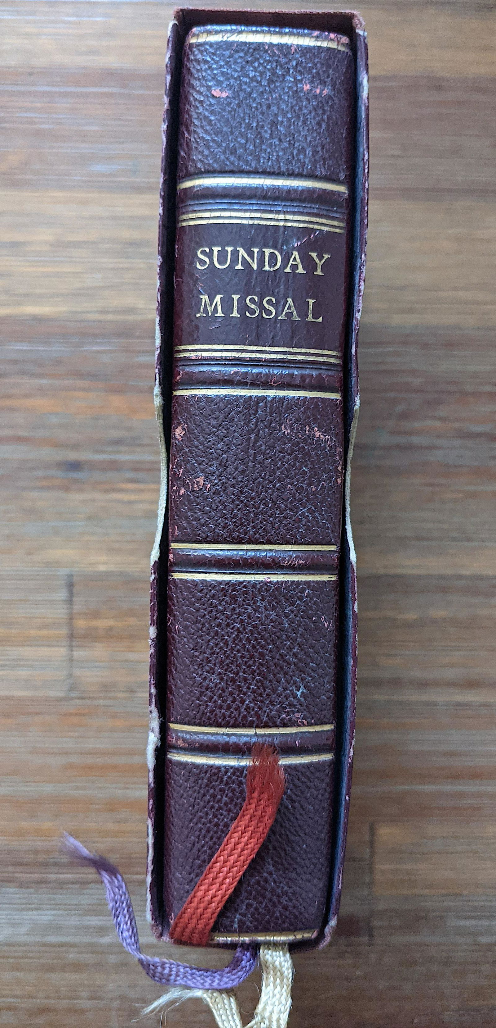 1st Ed. Episcopal Sunday Missal Leather Cover, 1957 (1 of 5)