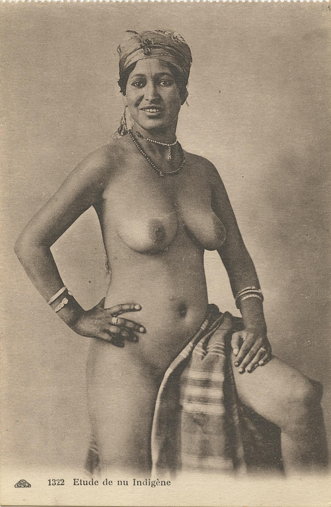 Antique Vintage Postcard Female Nude Morocco: The dimensions of an antique postcard are Approx. 5.5"x 3.5" (small variances can occur). This lot is located in Boca Raton, Fl. The shipping by Artelisted will be via USPS - First Class, Priority or 