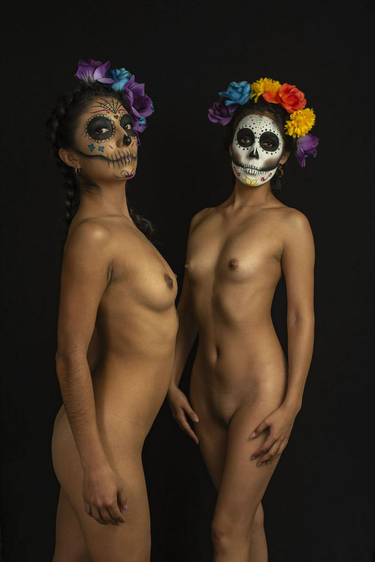 EDGAR ACERO LUNA, Mexico, Photo Stamped Limited Edit.: Edgar Acero Luna was born in Aguascalientes, Mexico, the same place where the Catrina "Guadalupe Posada" began. Edgar has preserved the customs of his hometown and that is how he began to take artisti