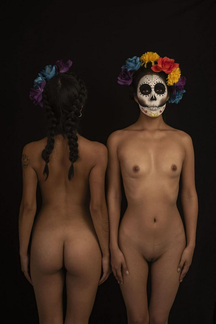 EDGAR ACERO LUNA, Mexico, Photo Stamped Limited Edit.: Edgar Acero Luna was born in Aguascalientes, Mexico, the same place where the Catrina "Guadalupe Posada" began. Edgar has preserved the customs of his hometown and that is how he began to take artisti