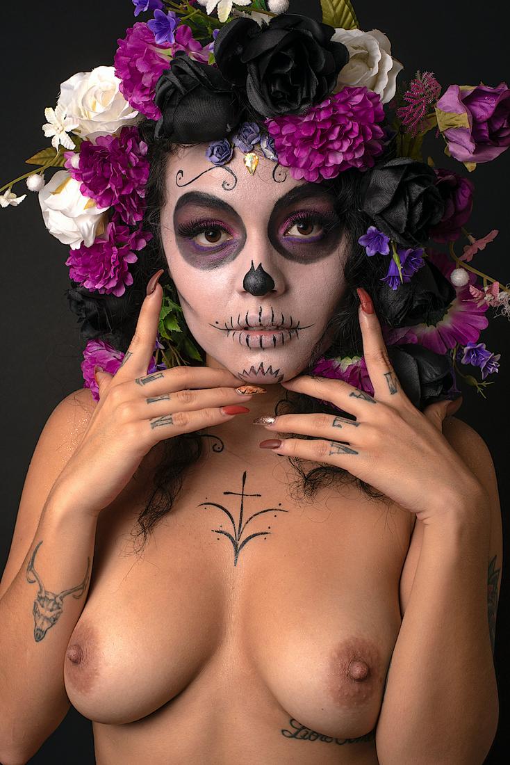 EDGAR ACERO LUNA, Mexico, Photo Stamped Limited Edit.: About Edgar Acero Luna: He was born in Aguascalientes, Mexico, the same place where the Catrina "Guadalupe Posada" began. Edgar has preserved the customs of his hometown and that is how he began to ta