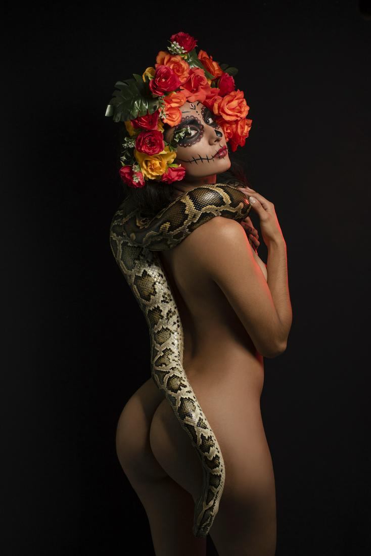 EDGAR ACERO LUNA, Mexico, Photo Stamped Limited Edit.: About Edgar Acero Luna: He was born in Aguascalientes, Mexico, the same place where the Catrina "Guadalupe Posada" began. Edgar has preserved the customs of his hometown and that is how he began to ta