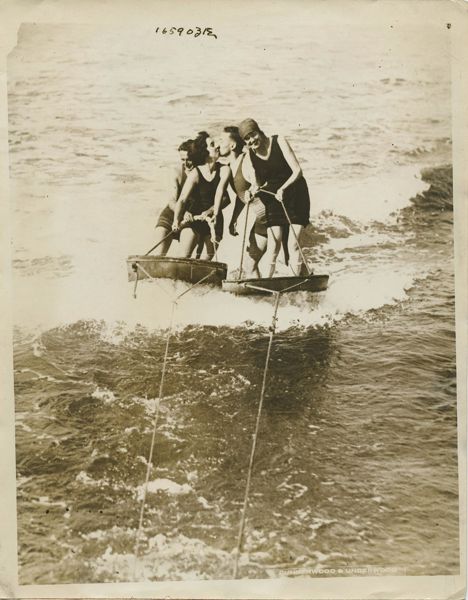 Vintage Antique Photo Aquaplaning in San Francisco Bay,: The dimensions are Approx. 8" x 10". This lot is located in Boca Raton, Fl. The shipping by Artelisted will be via USPS - First Class, Priority or Media Mail (tracking # will be provided via Stamps.co