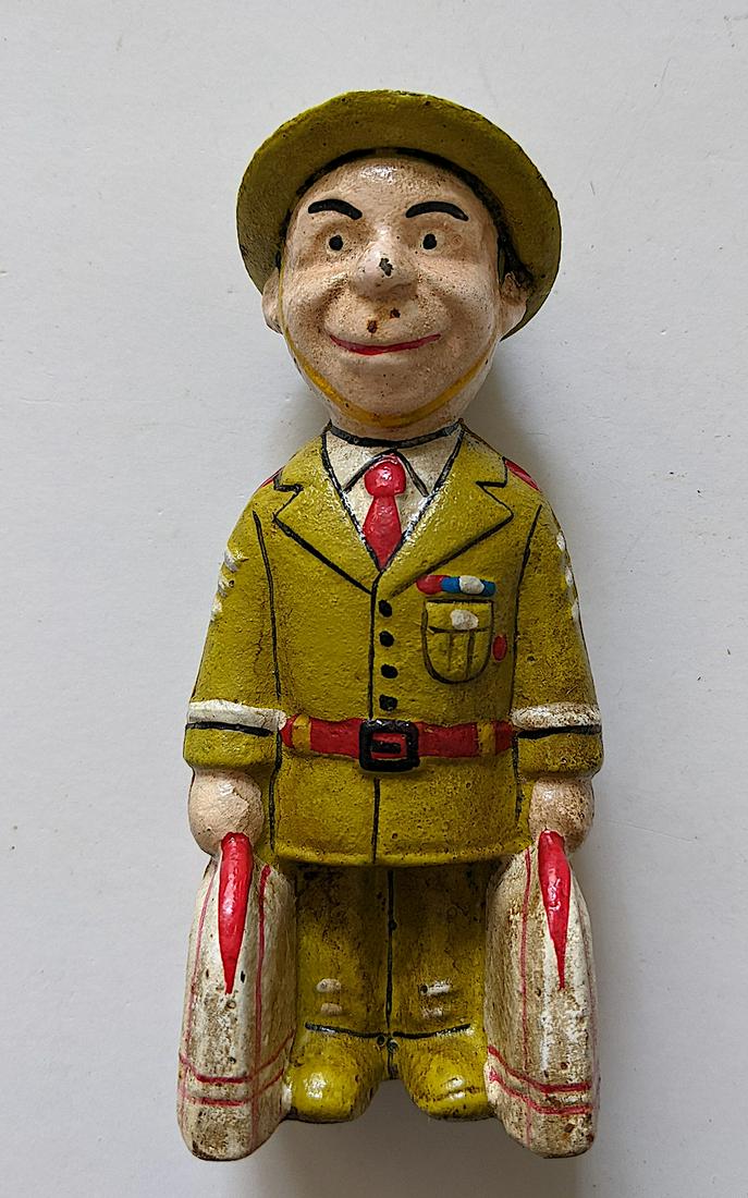 Antique Vintage Cast Iron Soldier WWI 5" High: The provenance of this item is from a collector in SC. This lot is located in Boca Raton, Fl. The shipping by Artelisted will be via USPS - First Class, Priority or Media Mail (tracking # will be prov
