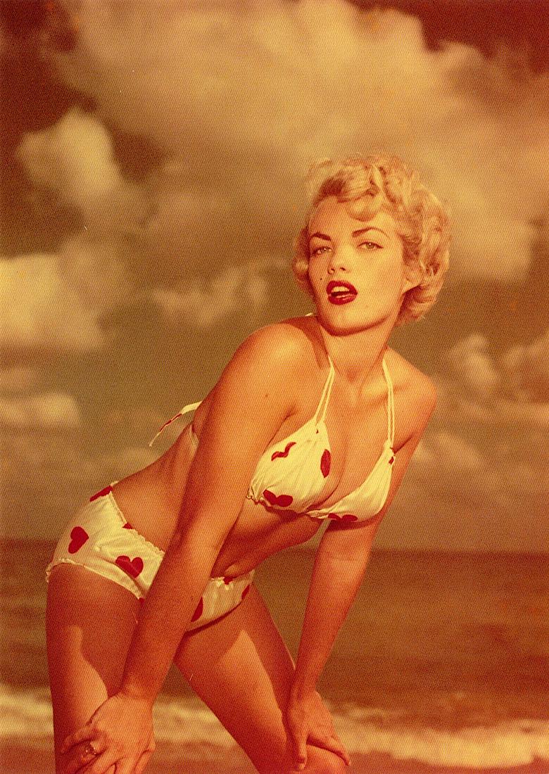 BUNNY YEAGER Pin Up Postcard CAROL BLAKE: This lot is coming from Bunny Yeager's estate/archives. Linnea Eleanor "Bunny" Yeager (March 13, 1929 - May 24, 2014) was an American photographer and pin-up model. She met Bettie Page in 1954, and to