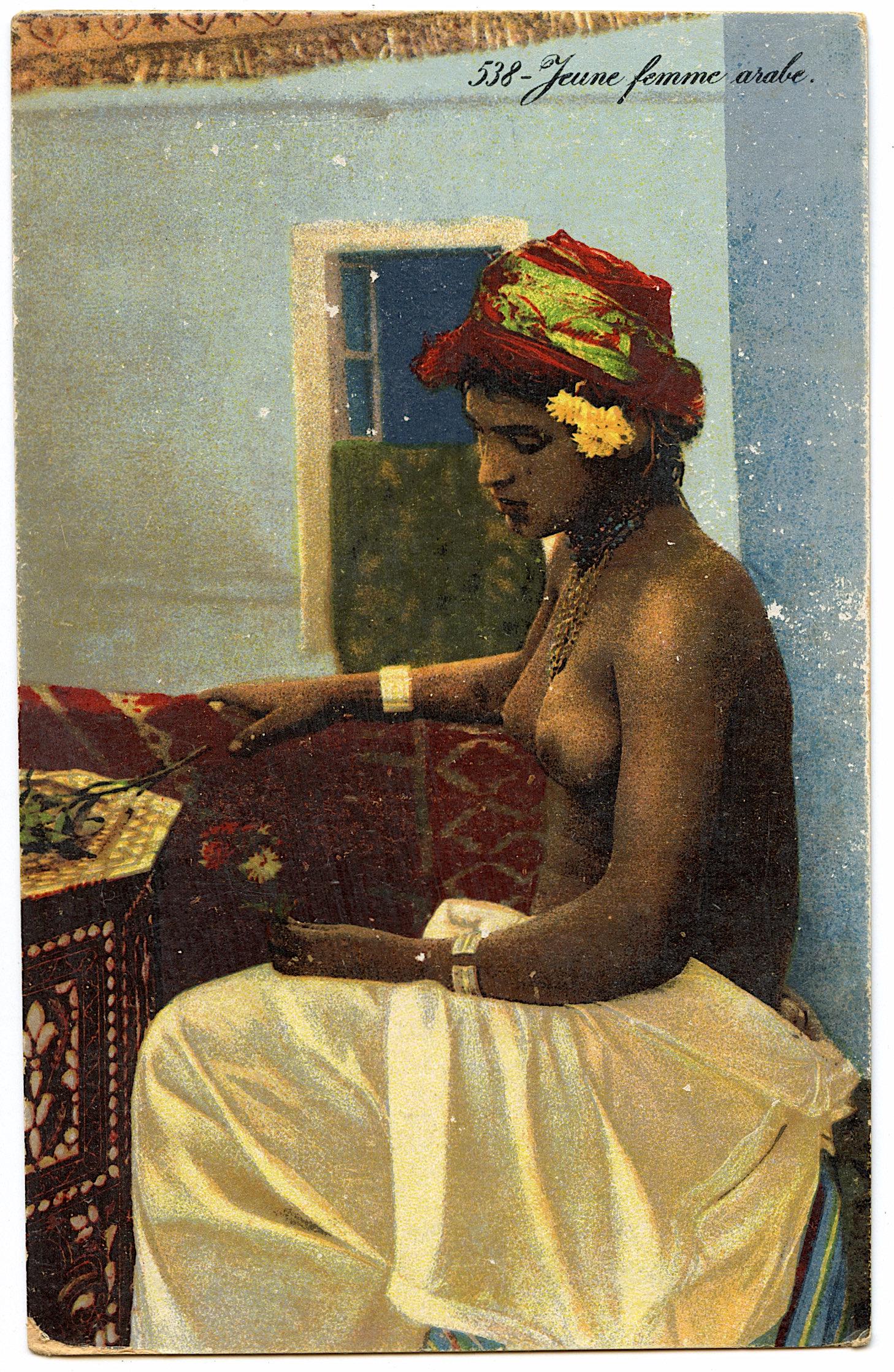 Rare Early Postcard Moroccan Nude Female: The dimensions of an antique/vintage postcard are Approx. 5.5"x 3.5" (small variances can occur). ABOUT SHIPPING: This lot is located in Boca Raton, Fl and its shipment will be made directly by Arteli