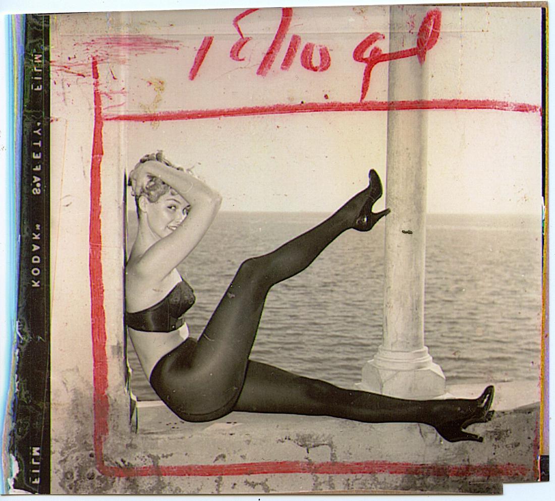 Early Photo by BUNNY YEAGER Original Pin Up: This lot is coming from Bunny Yeager's estate/archives. Linnea Eleanor "Bunny" Yeager (March 13, 1929 - May 24, 2014) was an American photographer and pin-up model. She met Bettie Page in 1954, and to