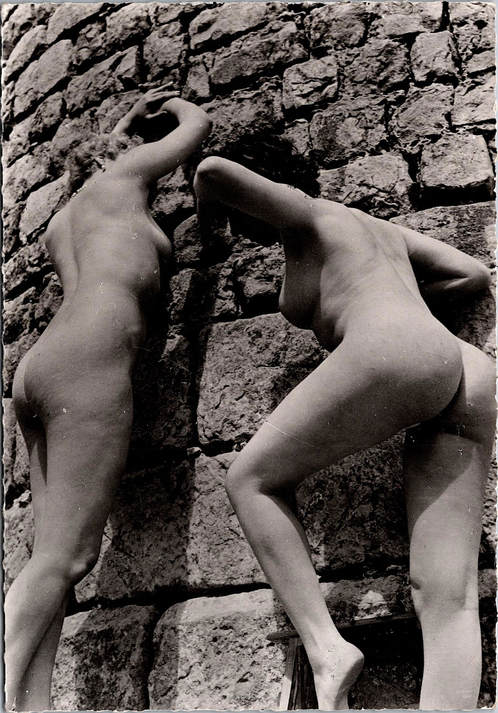 Vintage Photo Artistoc Female Nudes (1 of 2)