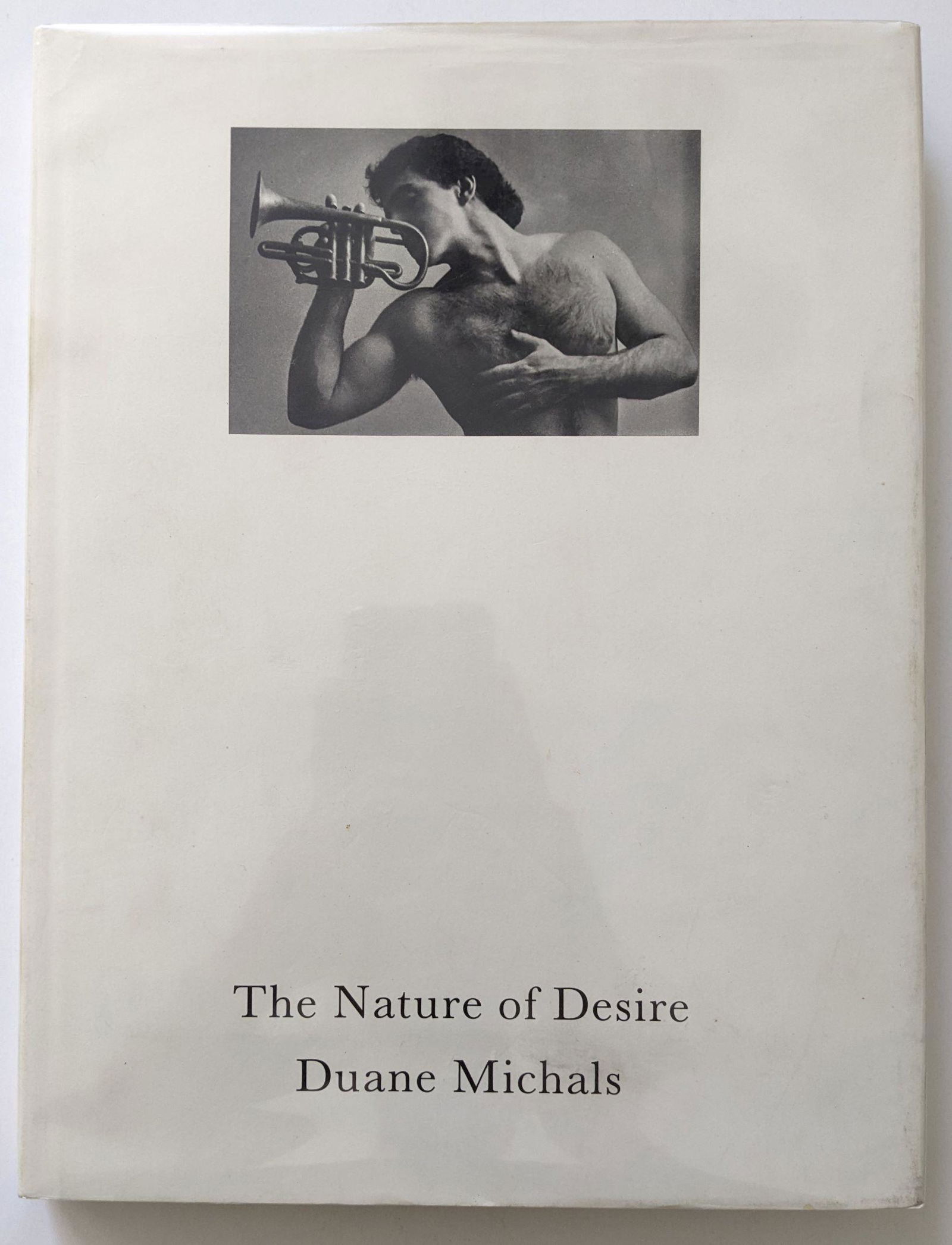 Book The Nature Of Desire by DUANE MICHALS, 1ST ED: The provenance of this item is from a WWII veteran collector in Georgia. This lot is located in Boca Raton, Fl and its shipment will be made directly by Artelisted. Shipping insurance is the responsib