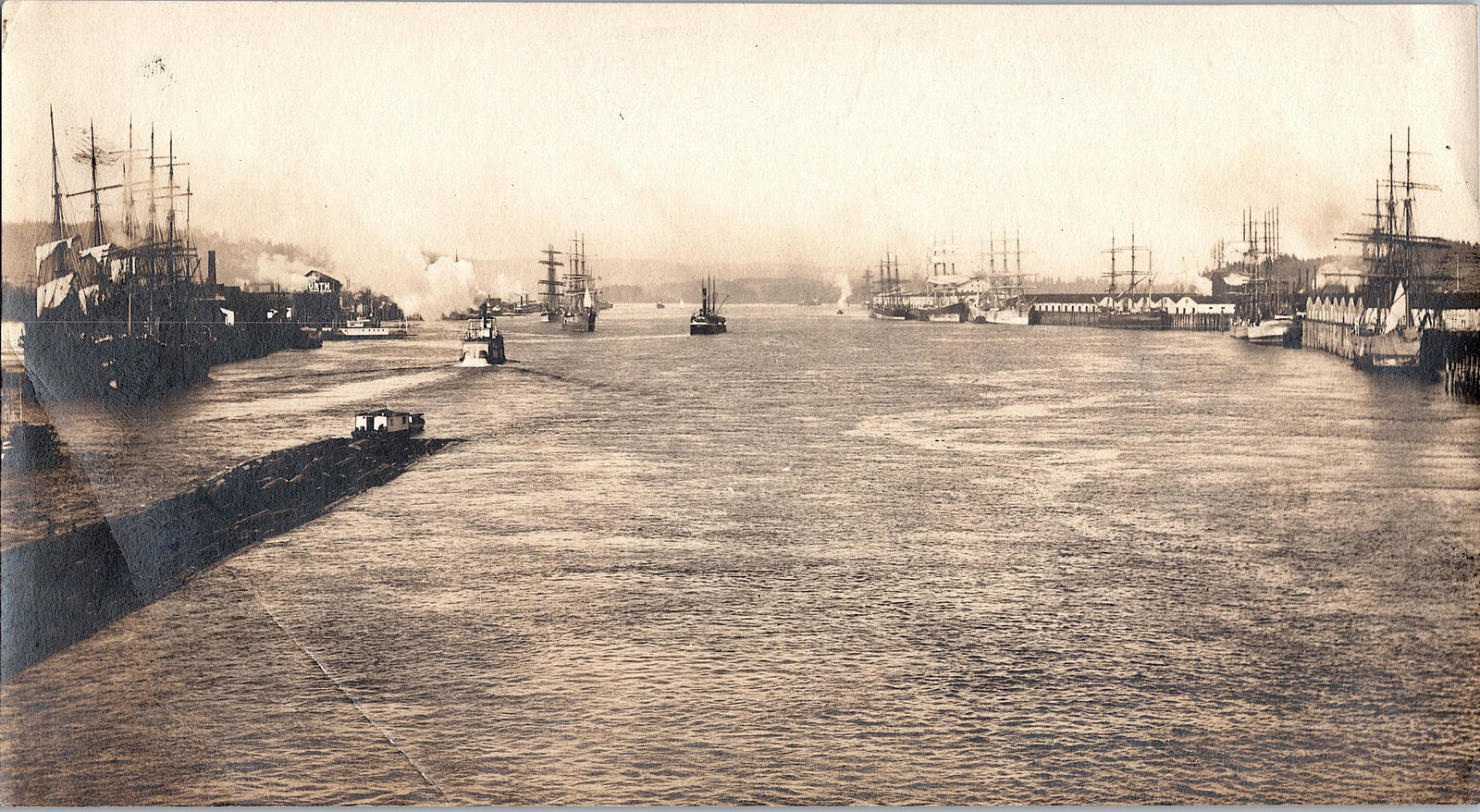 Original Vintage Rare Real Historical Photo Port Ships Steamers: The dimensions are Approx. 8" x 4.5". ABOUT SHIPPING: This lot is located in Boca Raton, Fl and its shipment will be made directly by Artelisted. Shipping insurance is the responsibility of the buyer.