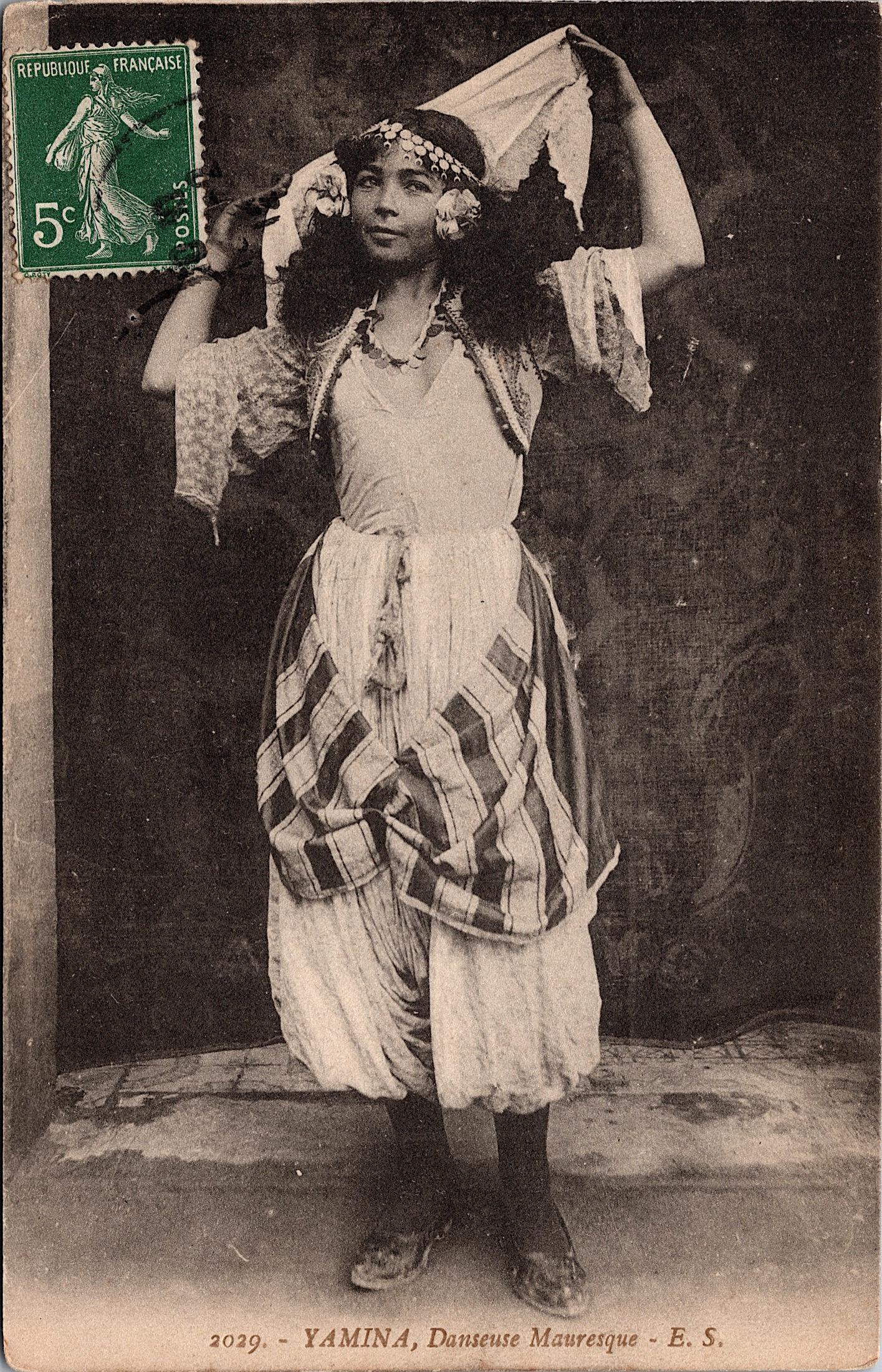 Antique Vintage Postcard Female Nude Morocco: The dimensions of an antique/vintage postcard are Approx. 5.5"x 3.5" (small variances can occur). ABOUT SHIPPING: This lot is located in Boca Raton, Fl and its shipment will be made directly by Arteli