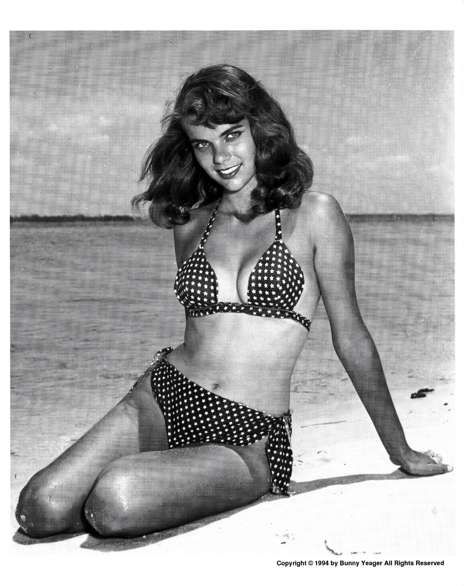 Original BUNNY YEAGER Pin Up Litho Model: This lot is coming from Bunny Yeager's estate/archives. Linnea Eleanor "Bunny" Yeager (March 13, 1929 - May 24, 2014) was an American photographer and pin-up model. She met Bettie Page in 1954, and to