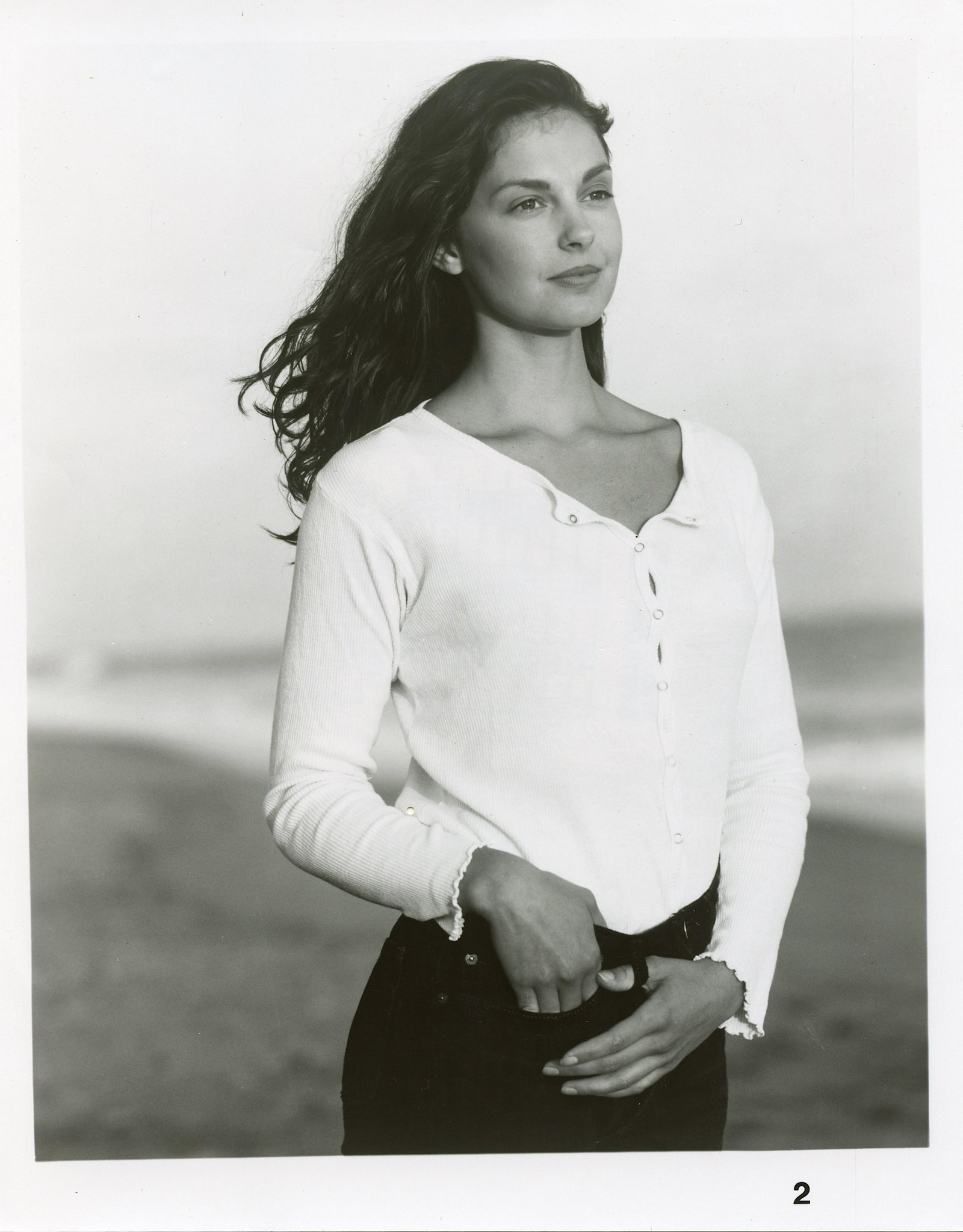 Original Photo by Pin Up Photographer BUNNY YEAGER: Model Ashley Judd. This lot is coming from Bunny Yeager's estate/archives. Linnea Eleanor "Bunny" Yeager (March 13, 1929 - May 24, 2014) was an American photographer and pin-up model. She met Bettie P