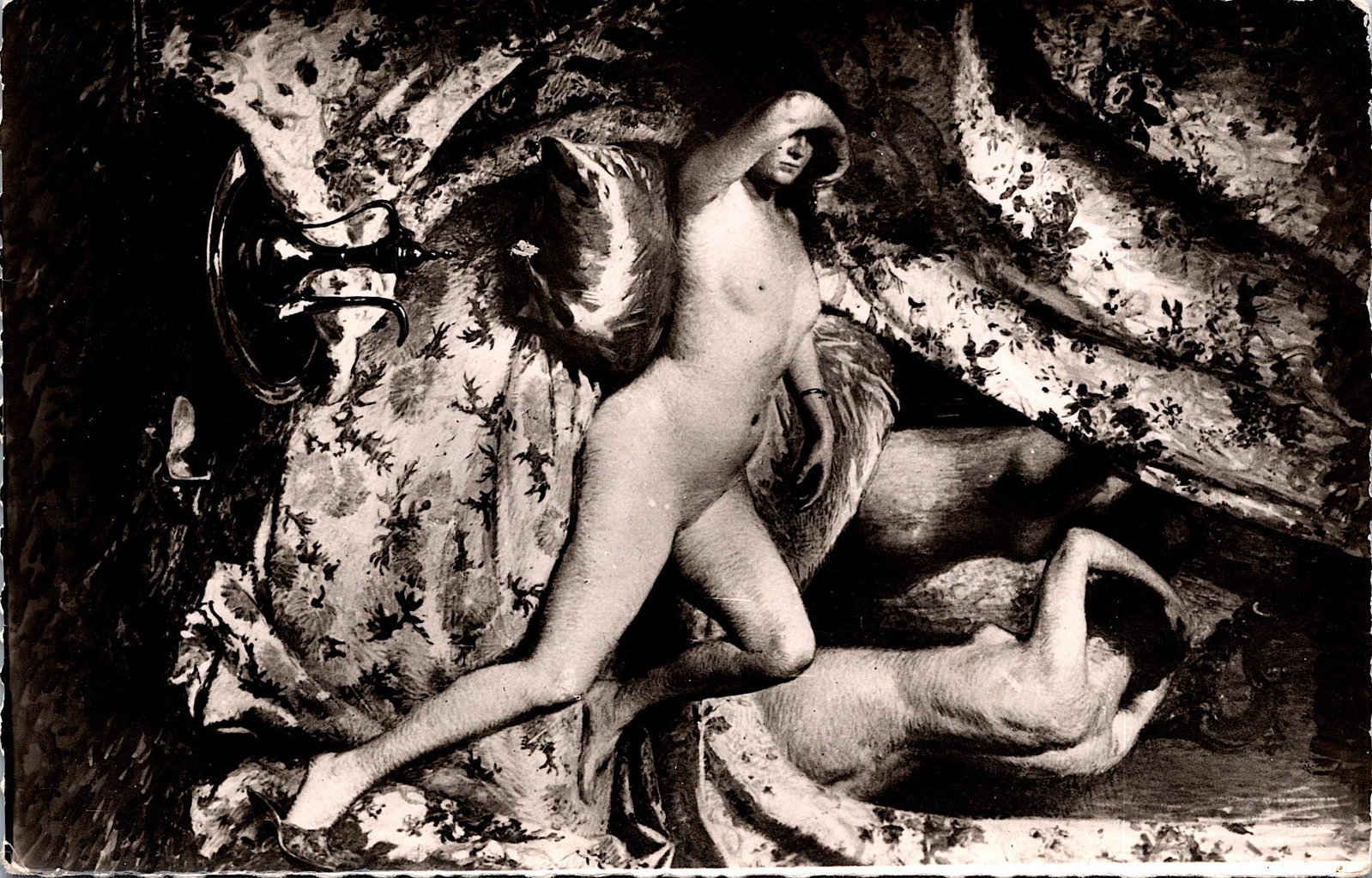 Antique Real Photo Card Salon De Paris Nude: The dimensions of an antique/vintage postcard are Approx. 2.75"x 3.5" (small variances can occur). ABOUT SHIPPING: This lot is located in Boca Raton, Fl and its shipment will be made directly by Artel