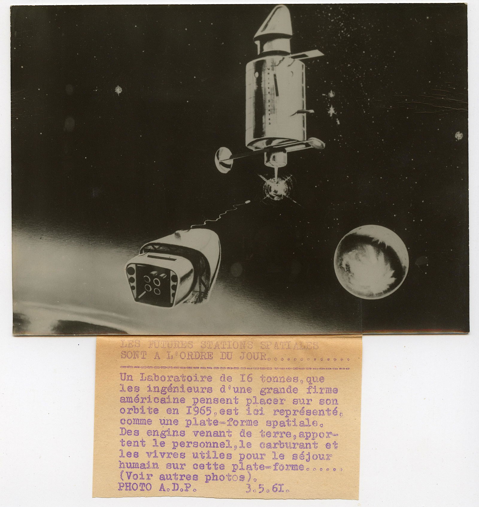 Iconic Press Photo Astronaut NASA Space Future Station (1 of 2)