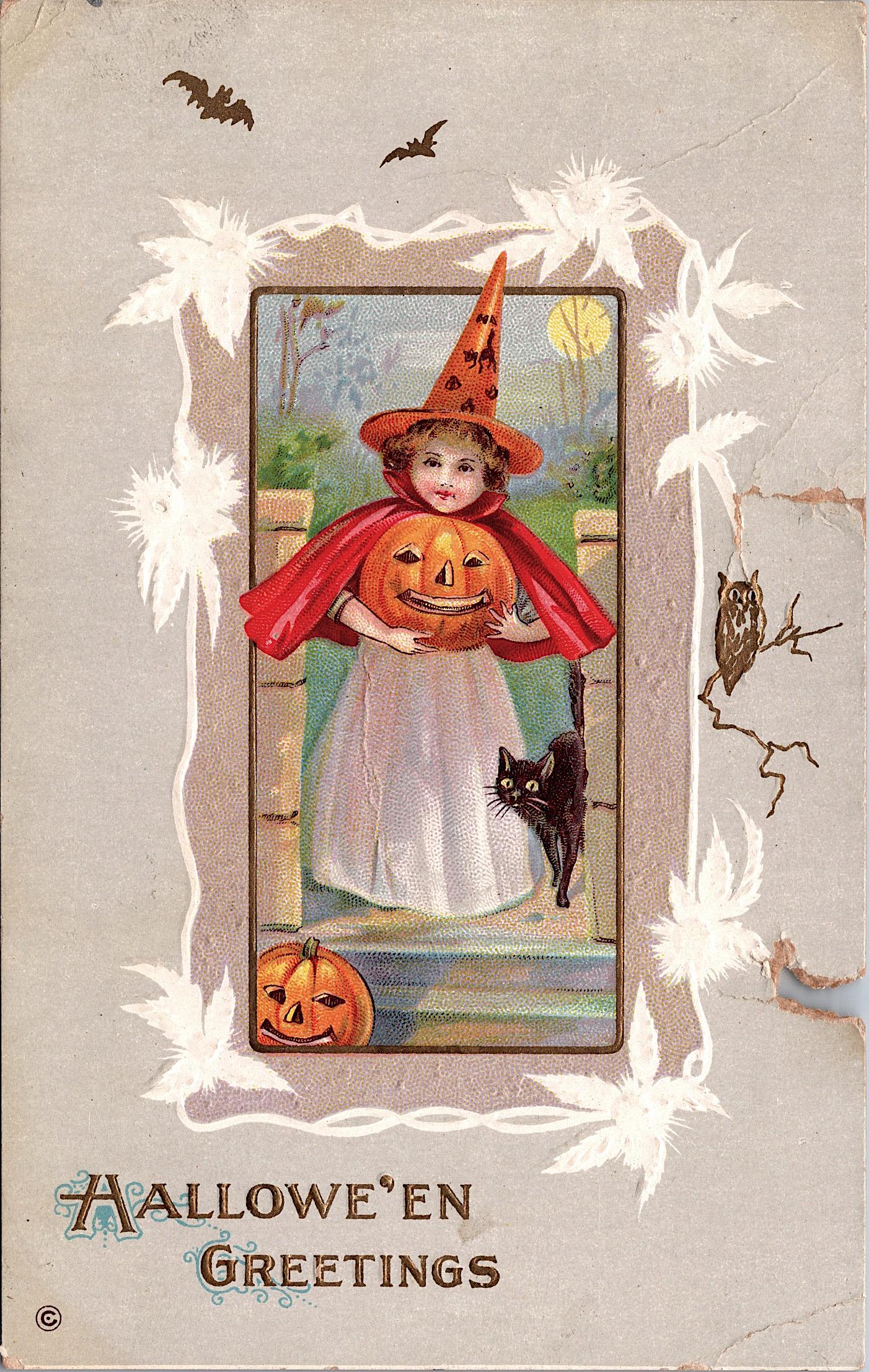 Antique Vintage Postcard Halloween: The dimensions of an antique/vintage postcard are Approx. 5.5"x 3.5" (small variances can occur). ABOUT SHIPPING: This lot is located in Boca Raton, Fl and its shipment will be made directly by Arteli