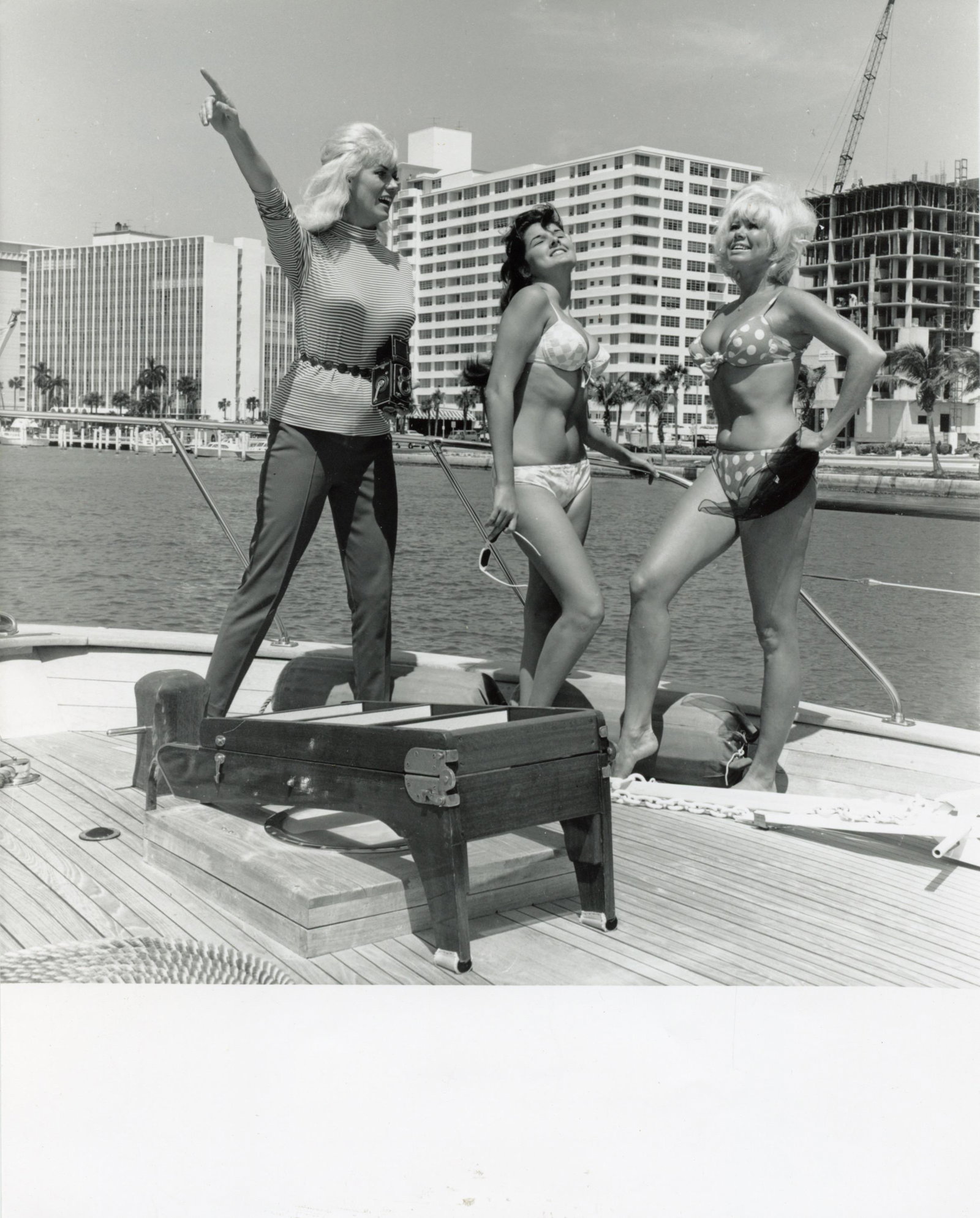 Original Photo by Pin Up Photographer BUNNY YEAGER: Model Judy Jones. This lot is coming from Bunny Yeager's estate/archives. Linnea Eleanor "Bunny" Yeager (March 13, 1929 - May 24, 2014) was an American photographer and pin-up model. She met Bettie Pa