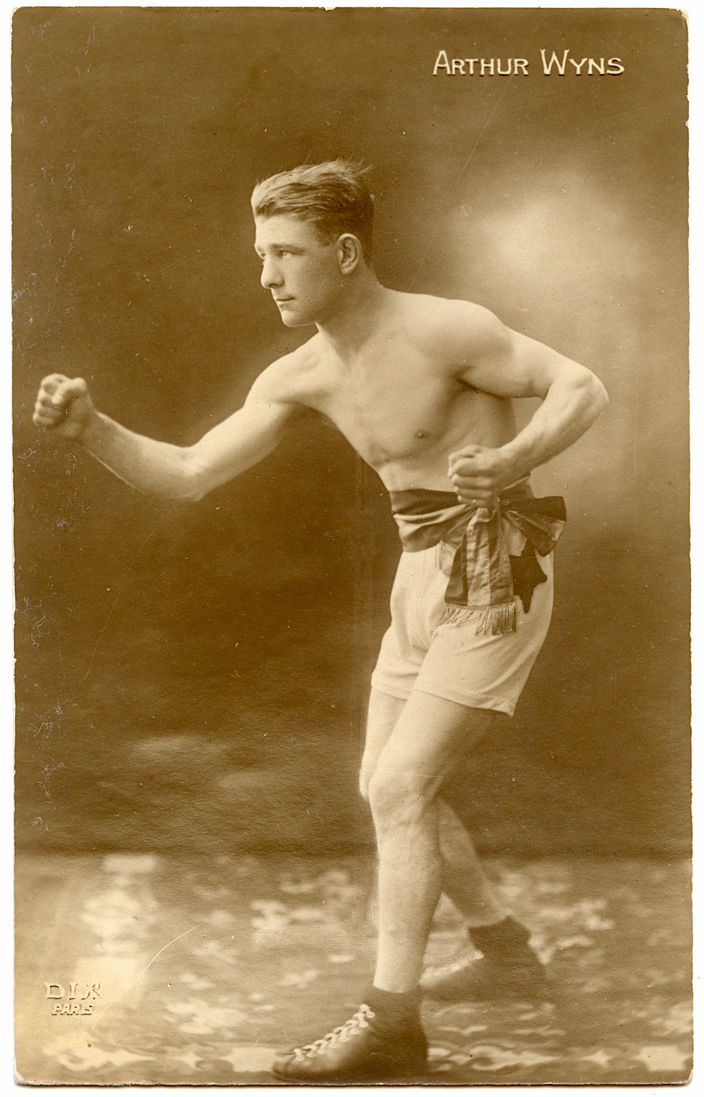 Antique Real Photo Postcard Boxing Arthur Wyns: The dimensions of an antique/vintage postcard are Approx. 5.5"x 3.5" (small variances can occur). ABOUT SHIPPING: This lot is located in Boca Raton, Fl and its shipment will be made directly by Arteli